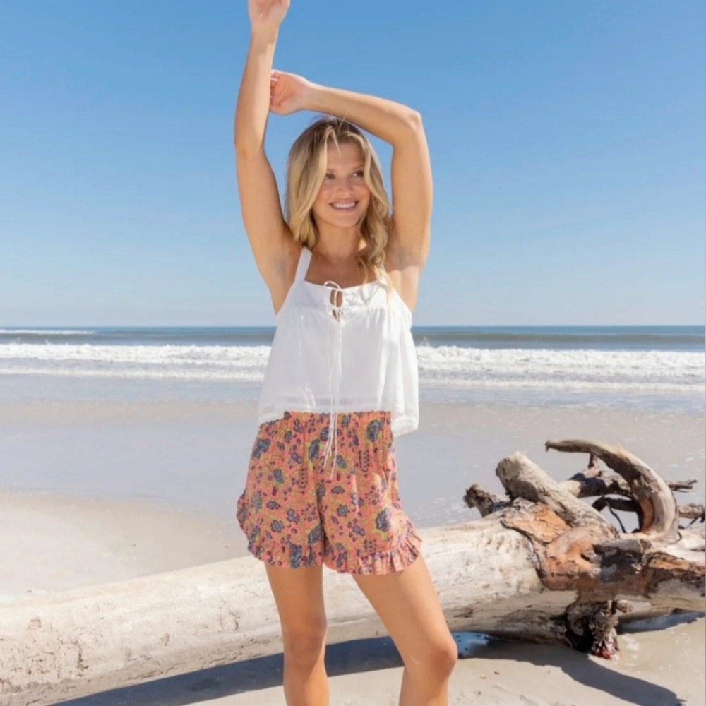 NATURAL LIFE NWT Size XS Floral Ruffle Shorts Peach And Aqua - Picture 2 of 3
